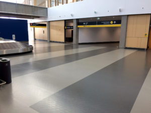 Quebec Airport baggage claim5 ZEUS